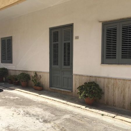 Appartamento Al Mare Cusumano Трапето Екстериор снимка