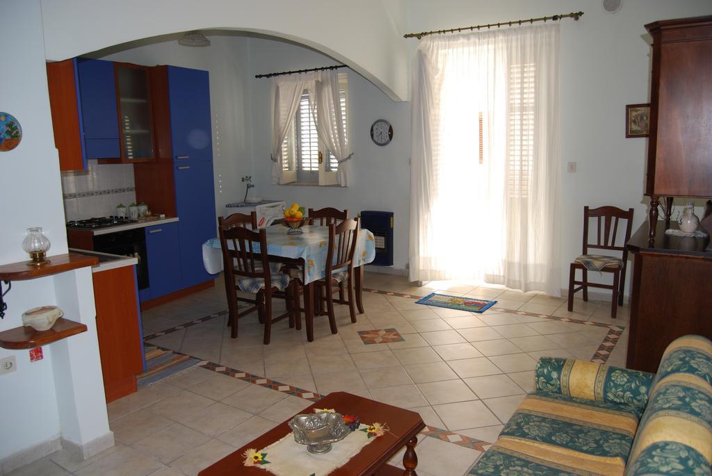 Appartamento Al Mare Cusumano Трапето Стая снимка